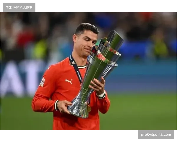 下周摩根专访C罗再度来袭，球迷期待深度对话内容披露